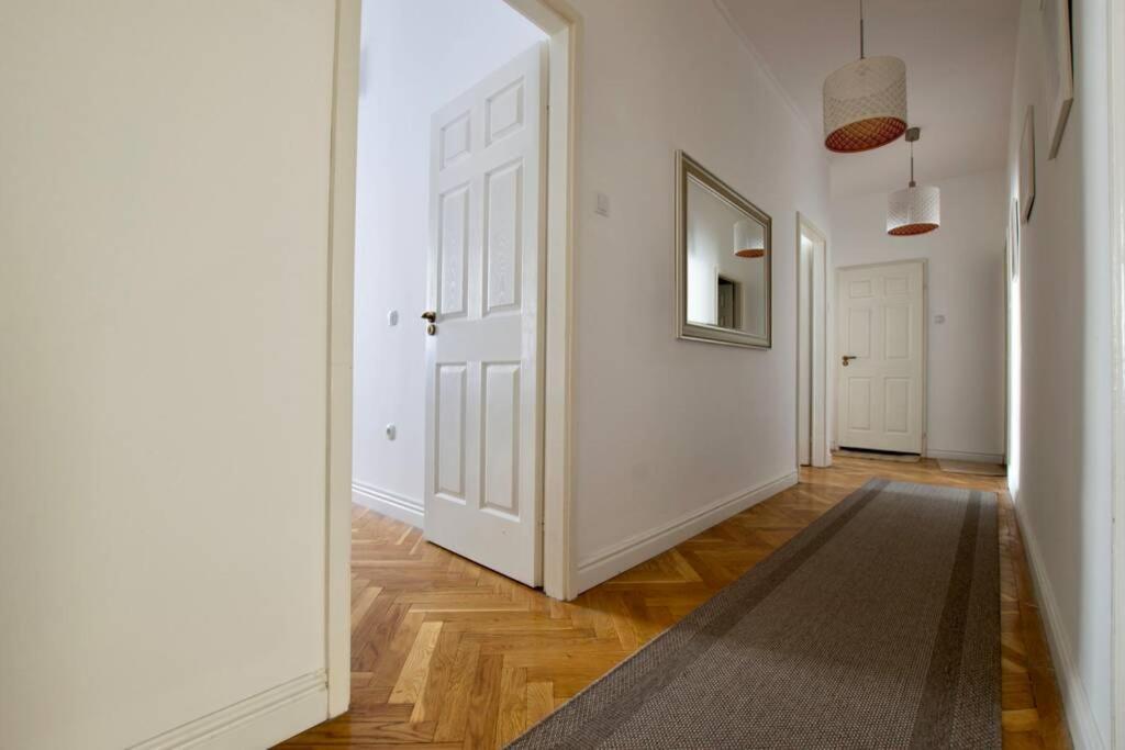 Premium Apartment By Hi5-Vaci Str. 3 Bedroom Βουδαπέστη Εξωτερικό φωτογραφία
